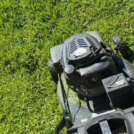 Gussals lawn mowing and maintenance